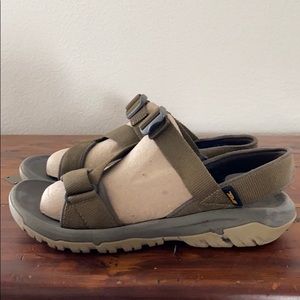 Teva’s Men’s sandals size 12